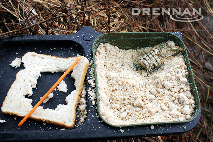 Drennan Baitwaiter with 2.2 pint Baitseal Box filled with breadcrumb for river roach – with a simple 20g Gripmesh feeder and a breadflake hookbait.