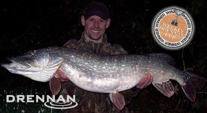 Consistently successful Oxford Pike angler Marc Dibsdall with a spectacular 29lb 1oz Thames Pike, another deserving weekly Drennan Cup winner.  We love the seasonal photo with a Snowdrop backdrop!